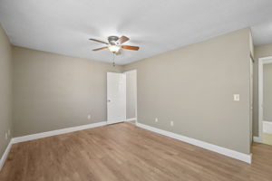 Clermont St-L2706-040