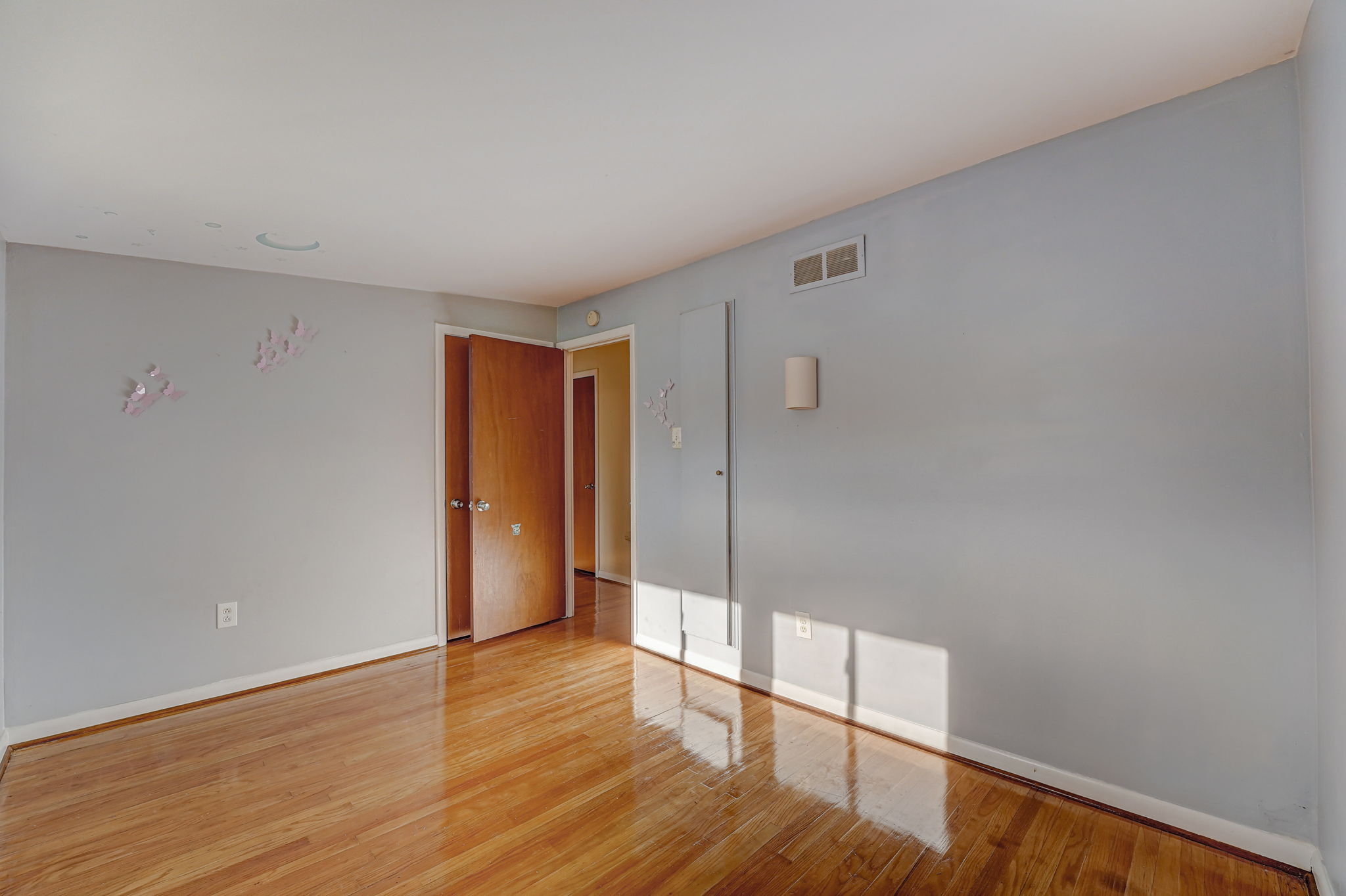  Cobden Rd -023