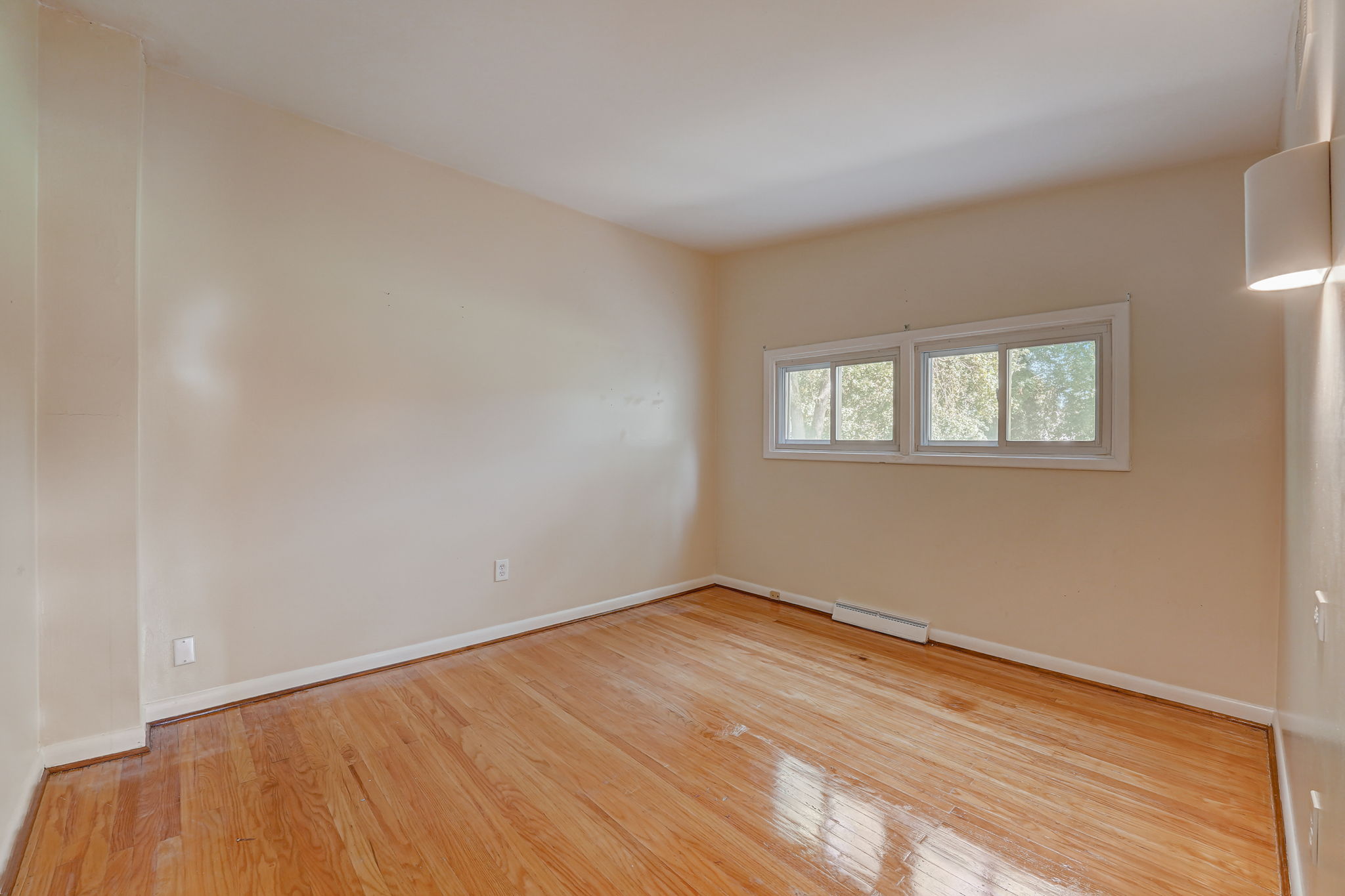  Cobden Rd -026