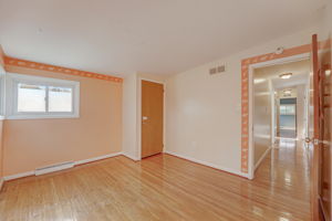  Cobden Rd -025