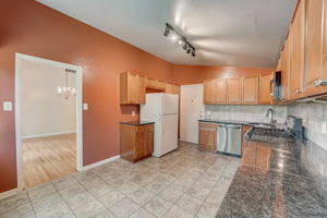  Cobden Rd -014