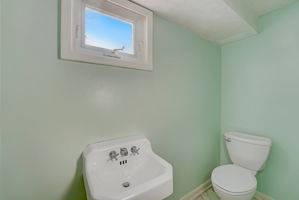  Cobden Rd -031