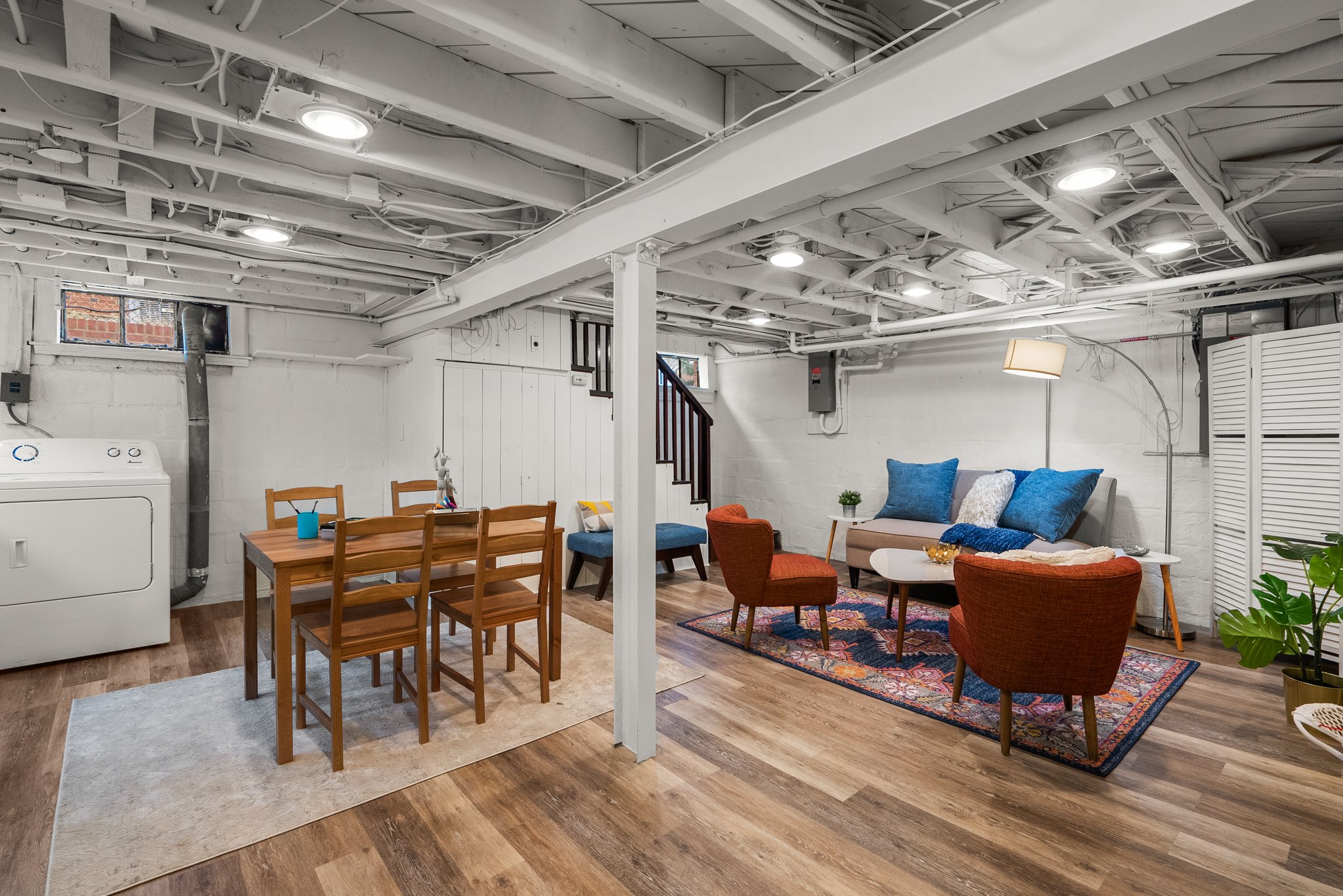 33. 8202 Cedar St.jpg