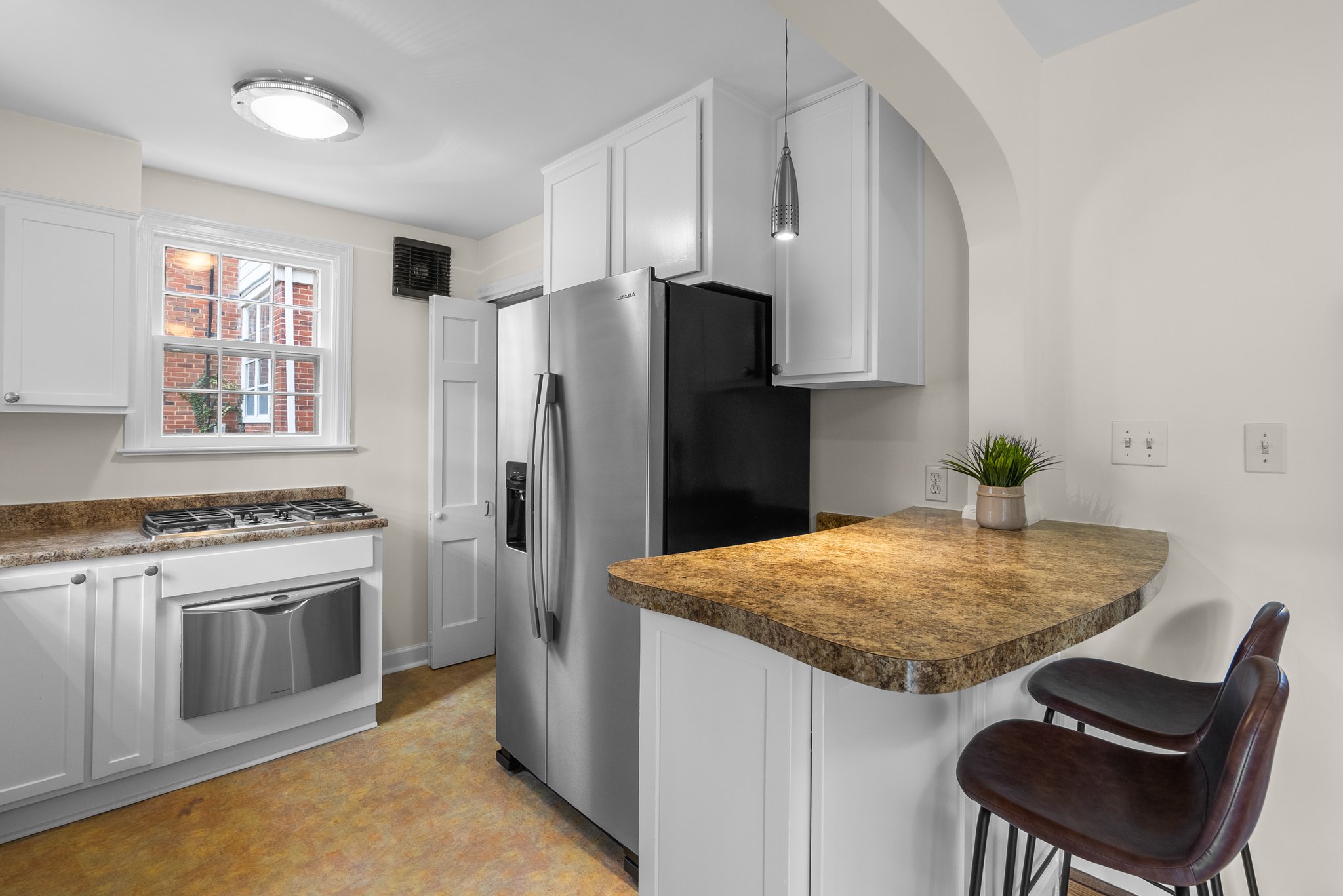 13. 8202 Cedar St.jpg