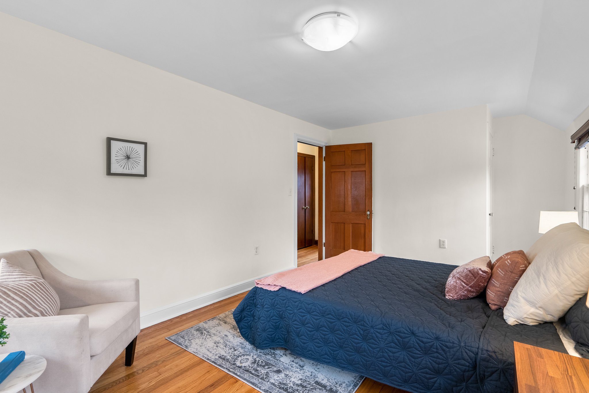23. 8202 Cedar St.jpg