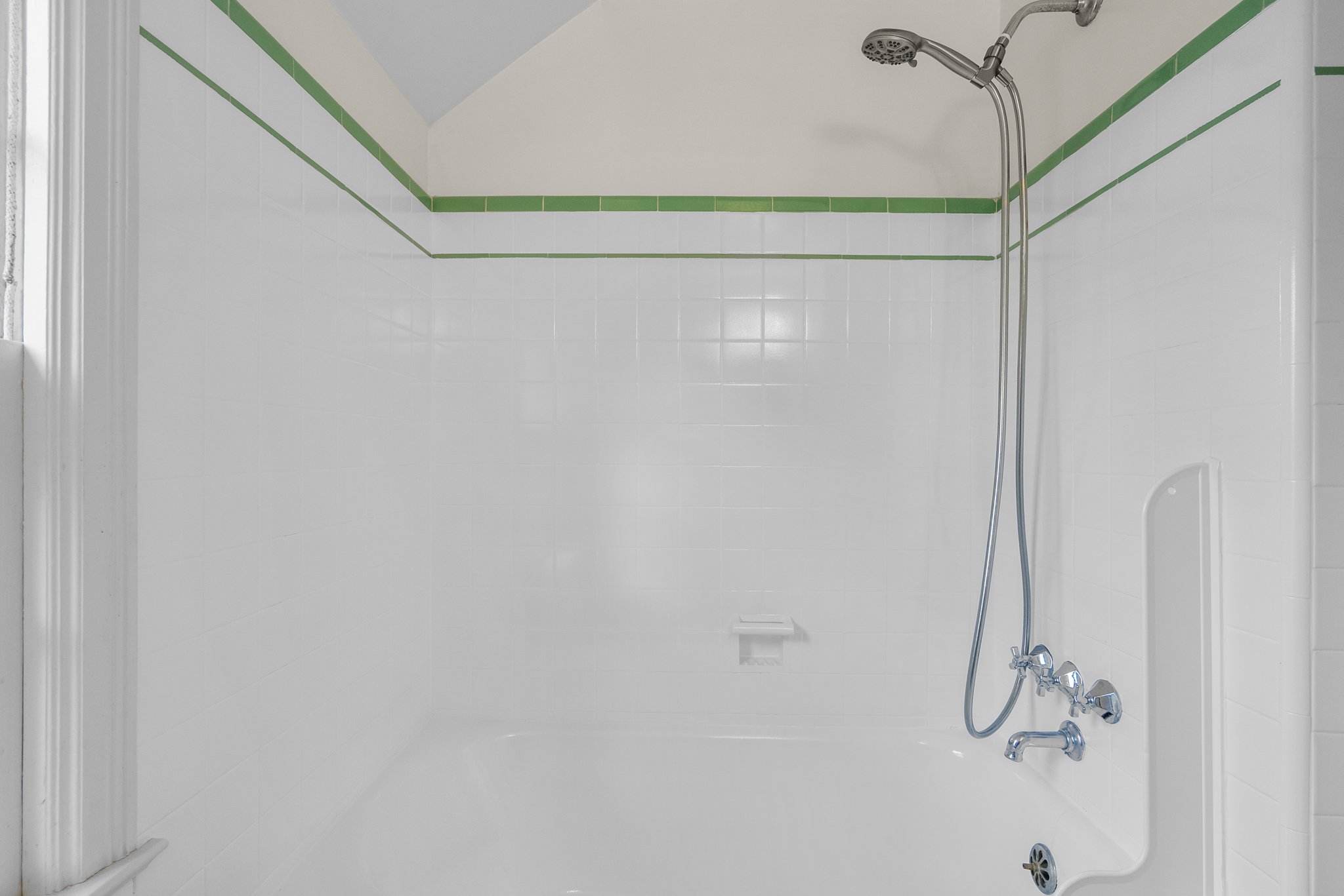 26. 8202 Cedar St.jpg