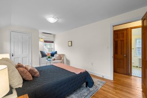 22. 8202 Cedar St.jpg