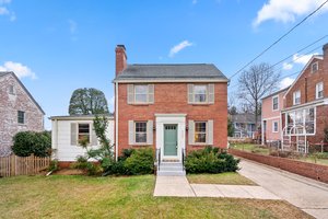03. 8202 Cedar St.jpg