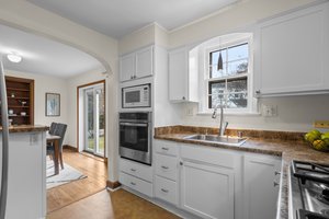 16. 8202 Cedar St.jpg