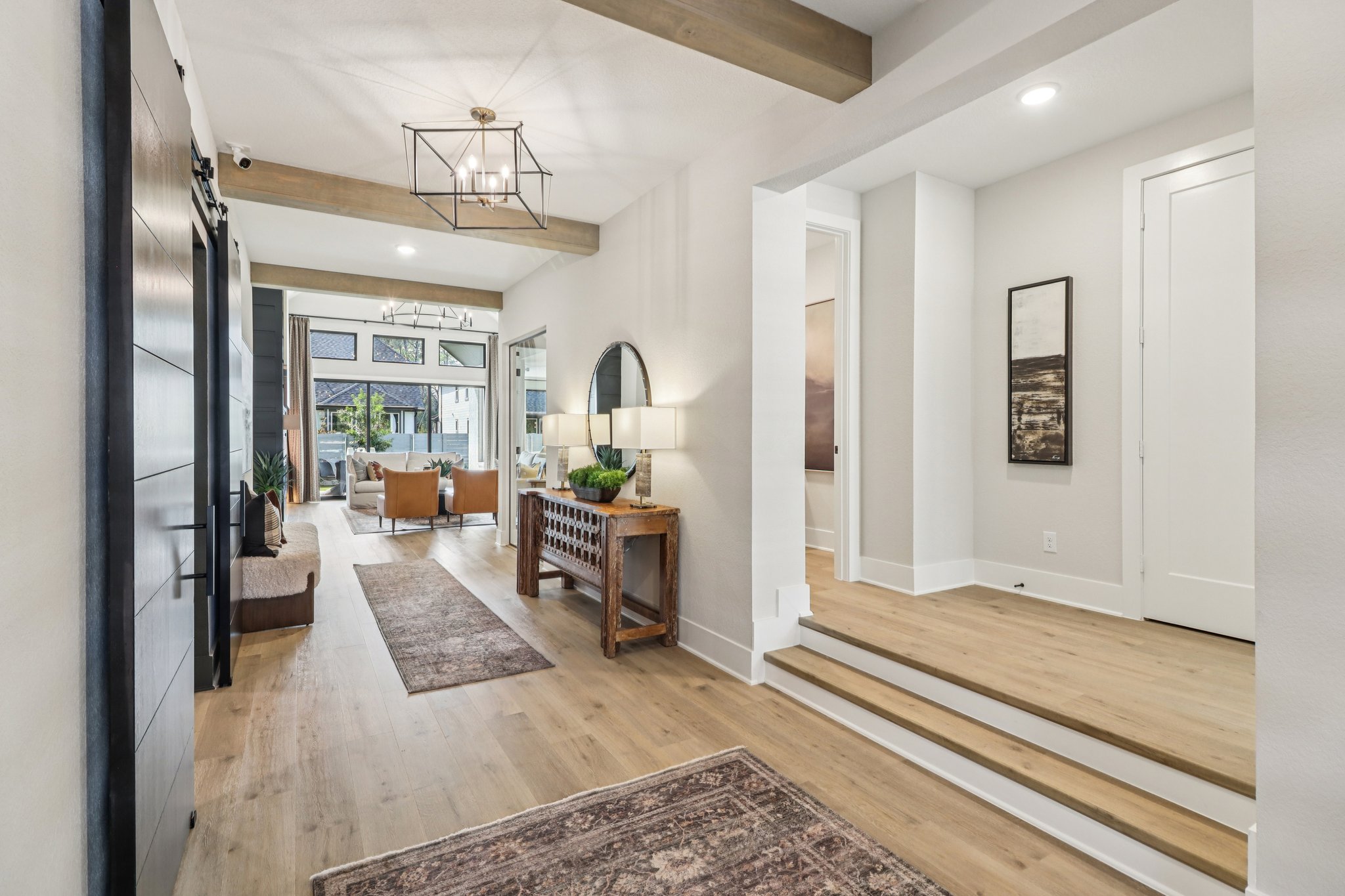 8203 Folks Street-S2101-003.jpg