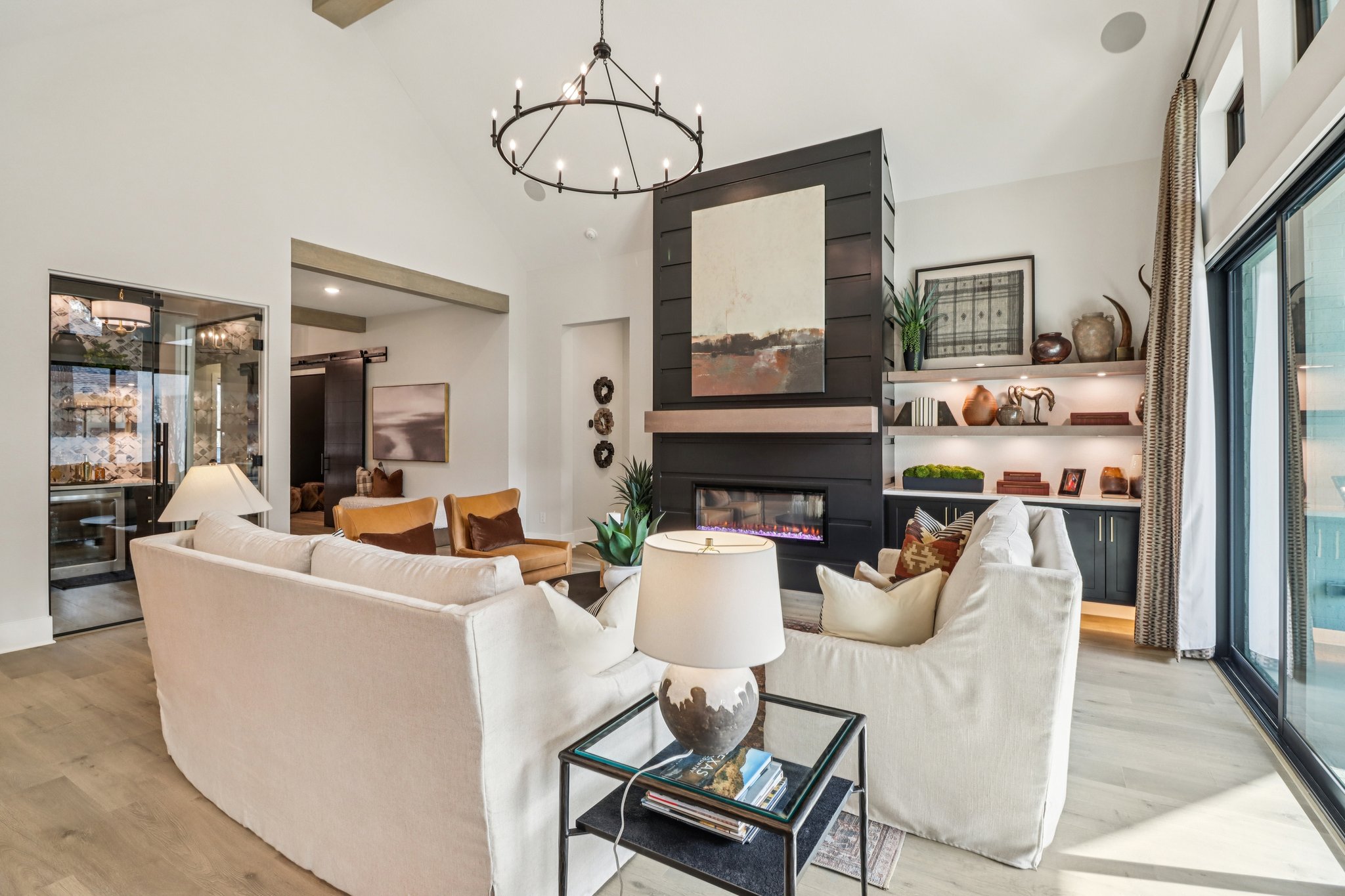 8203 Folks Street-S2101-007.jpg