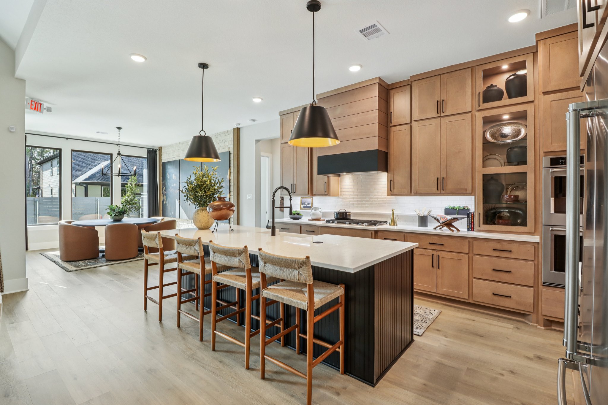 8203 Folks Street-S2101-011.jpg