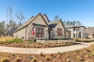 8203 Folks Street-S2101-002.jpg