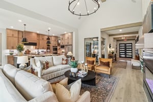 8203 Folks Street-S2101-006.jpg