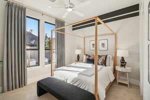 8203 Folks Street-S2101-033.jpg