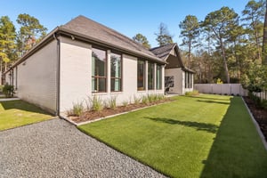 8203 Folks Street-S2101-041.jpg