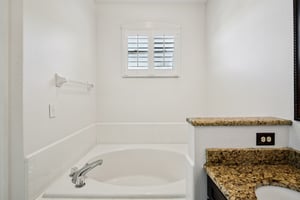 Lake Crowell Cir-S1911-036.jpg