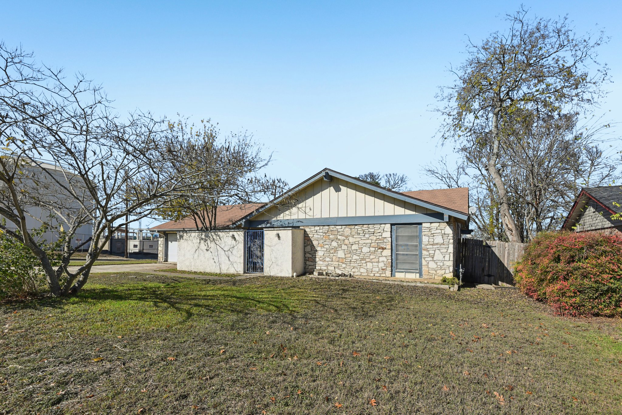 Phoenix Ave-S1912-002.jpg