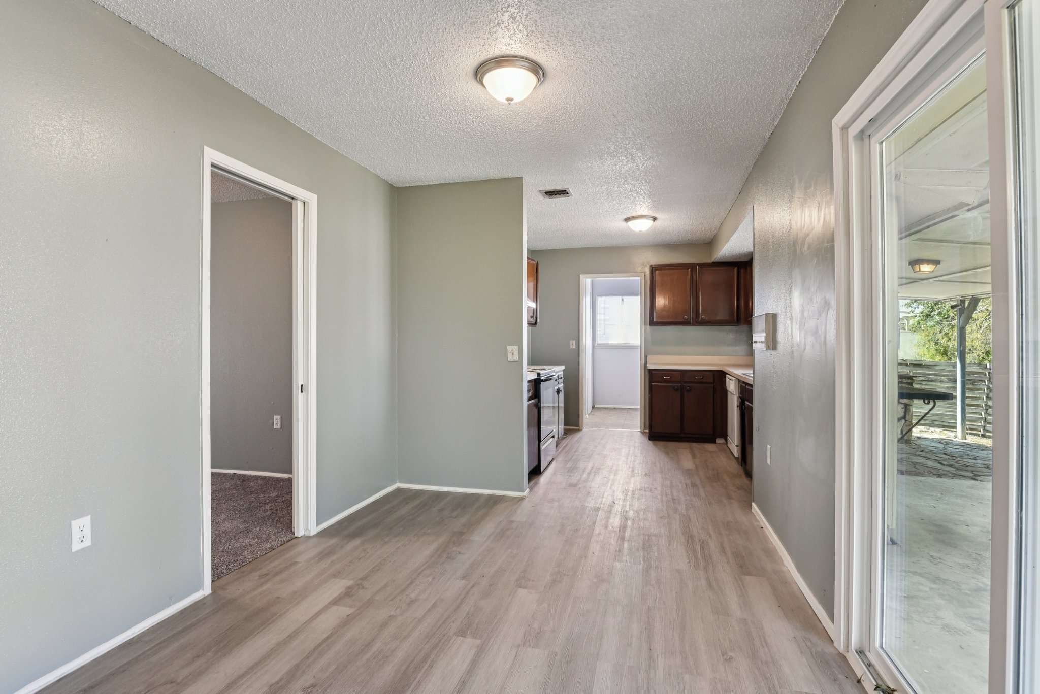 Phoenix Ave-S1912-019.jpg