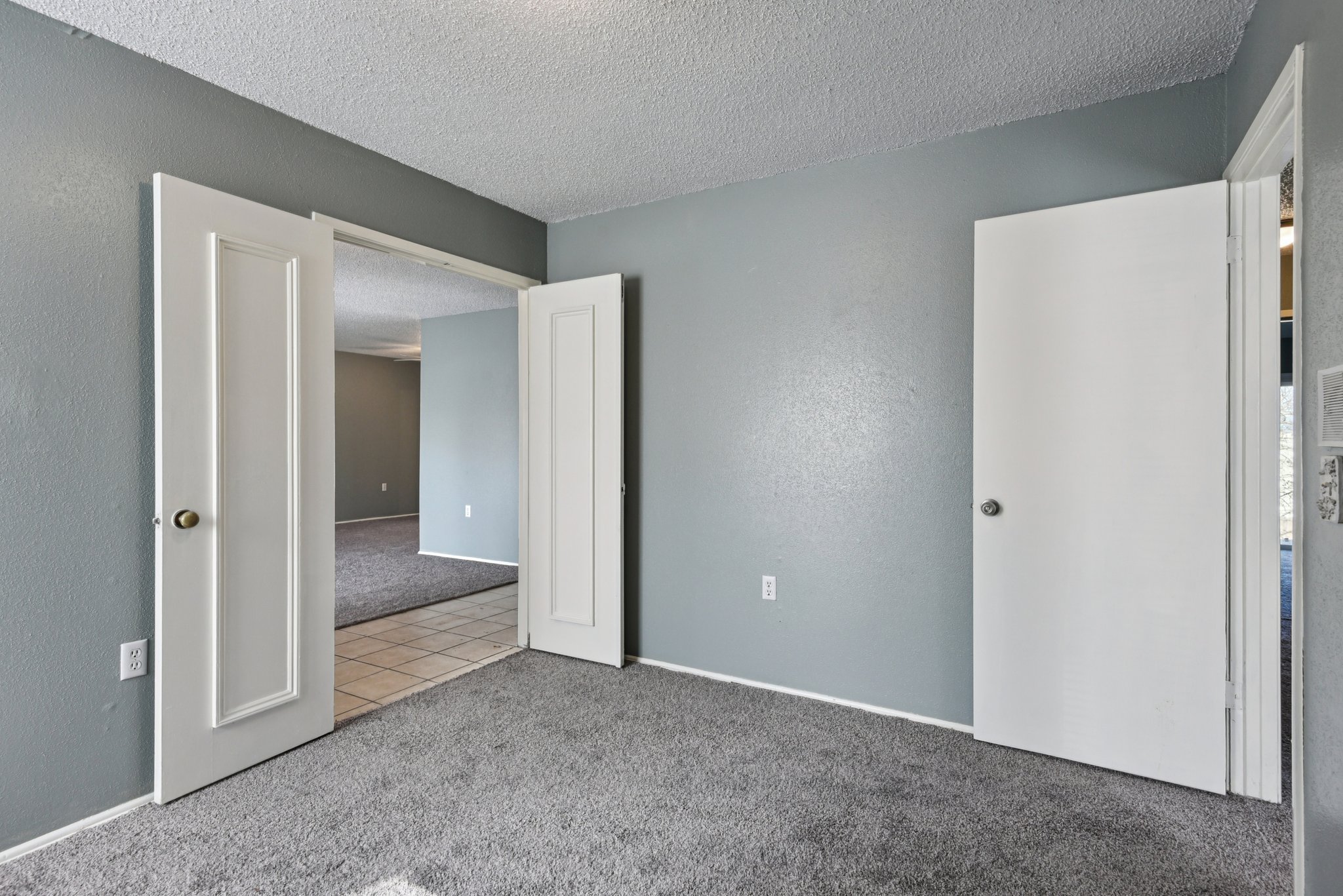 Phoenix Ave-S1912-028.jpg