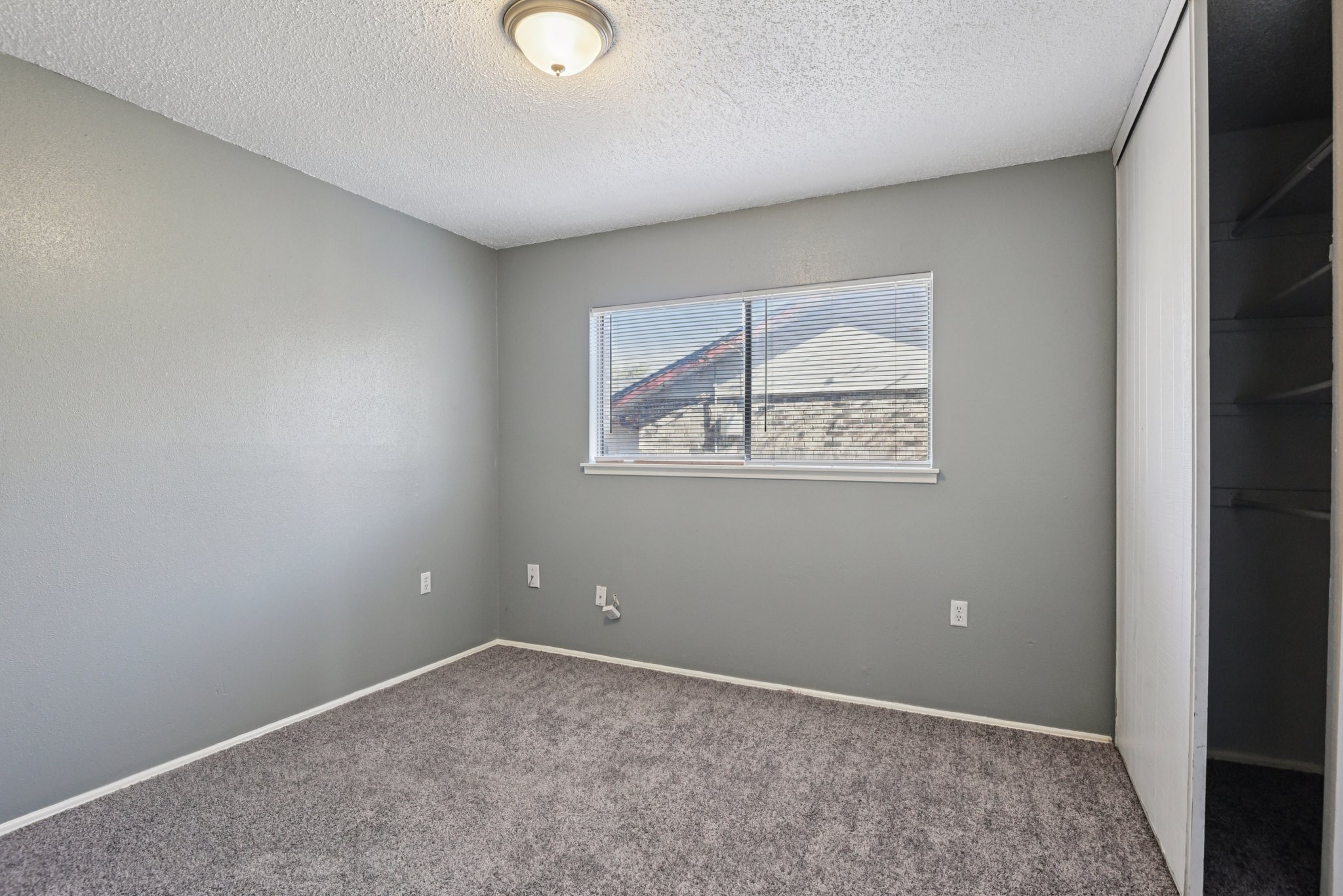 Phoenix Ave-S1912-032.jpg