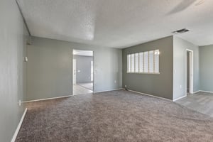 Phoenix Ave-S1912-009.jpg