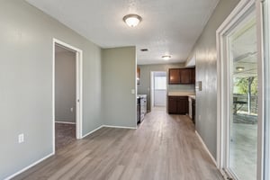 Phoenix Ave-S1912-019.jpg