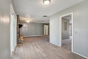 Phoenix Ave-S1912-021.jpg