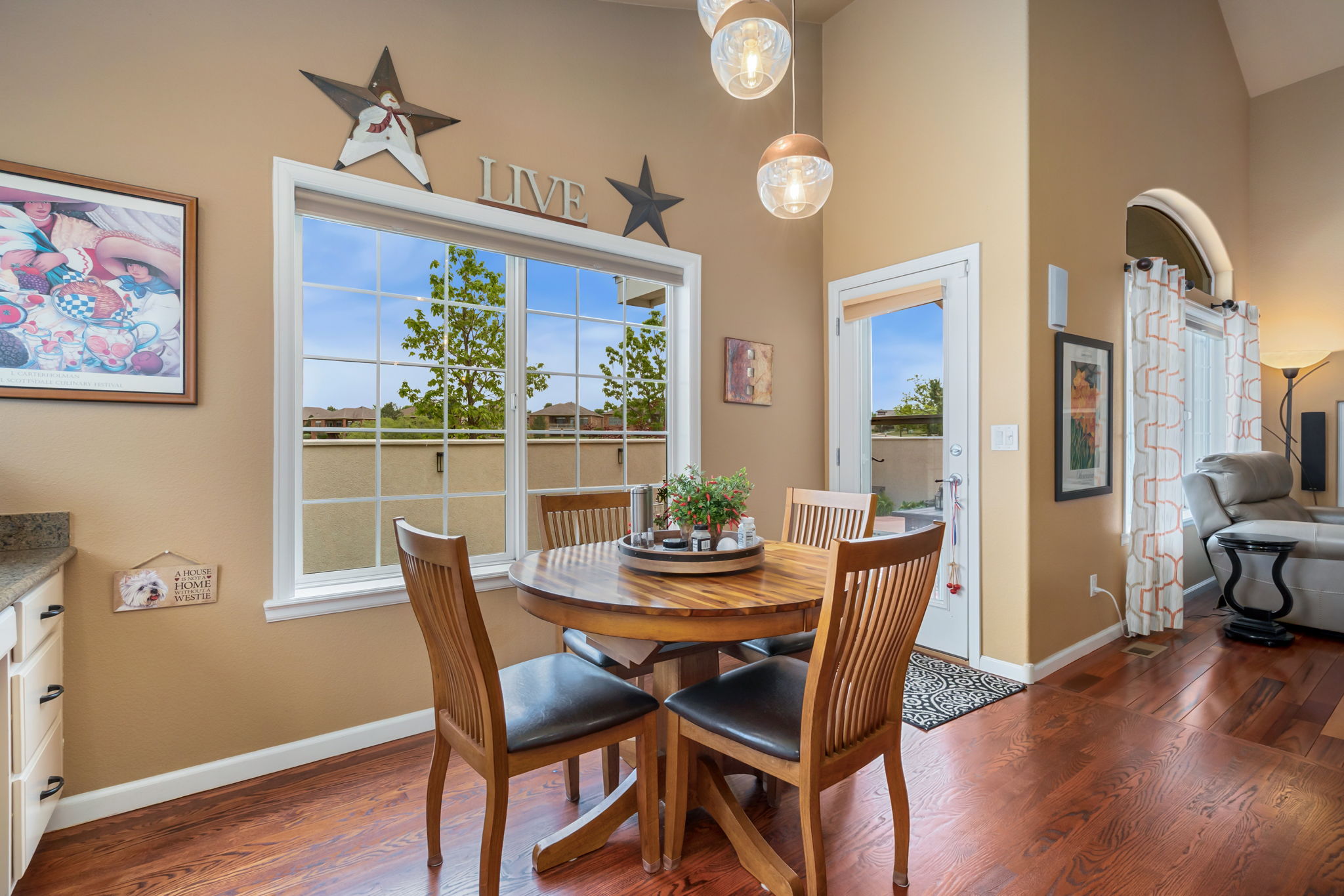 Breakfast Nook