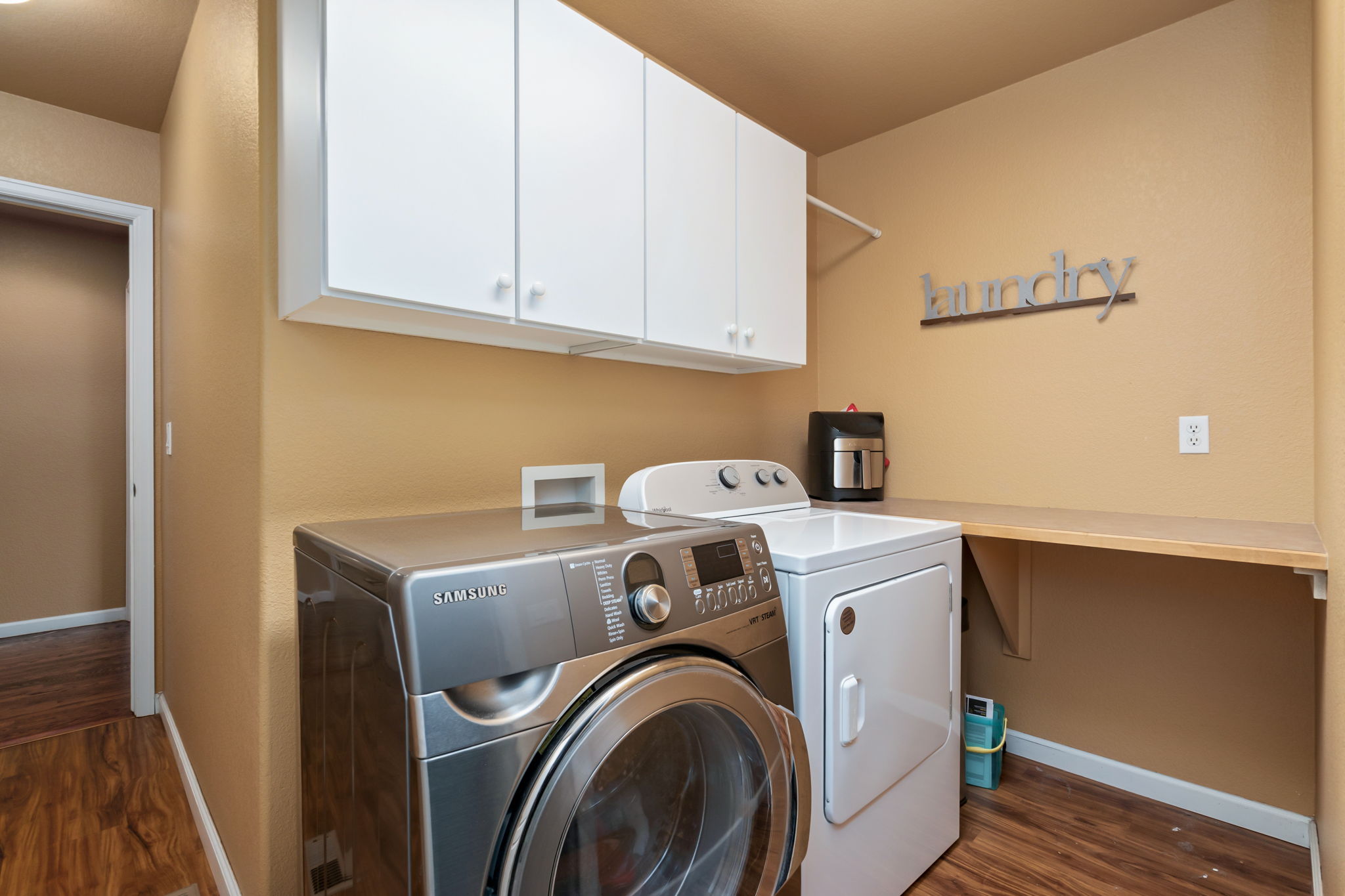 Washer/Dryer - garage access