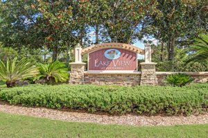 Lake View at Watermill