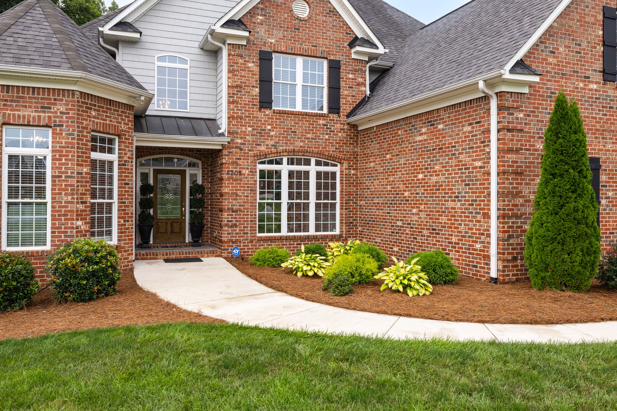 8205 Brotherstwo Rd-5