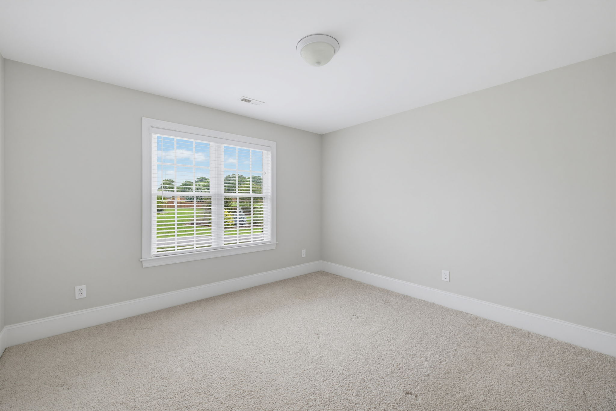 8205 Brotherstwo Rd-35
