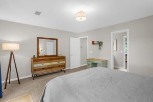 8205 Crow's Nest Ln-27