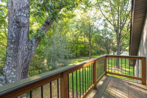 8205 Crow's Nest Ln-31