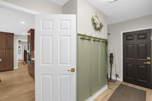 8205 Crow's Nest Ln-41