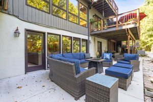 8205 Crow's Nest Ln-48