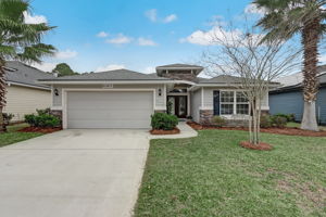 Welcome to 82075 Chickadee Lane