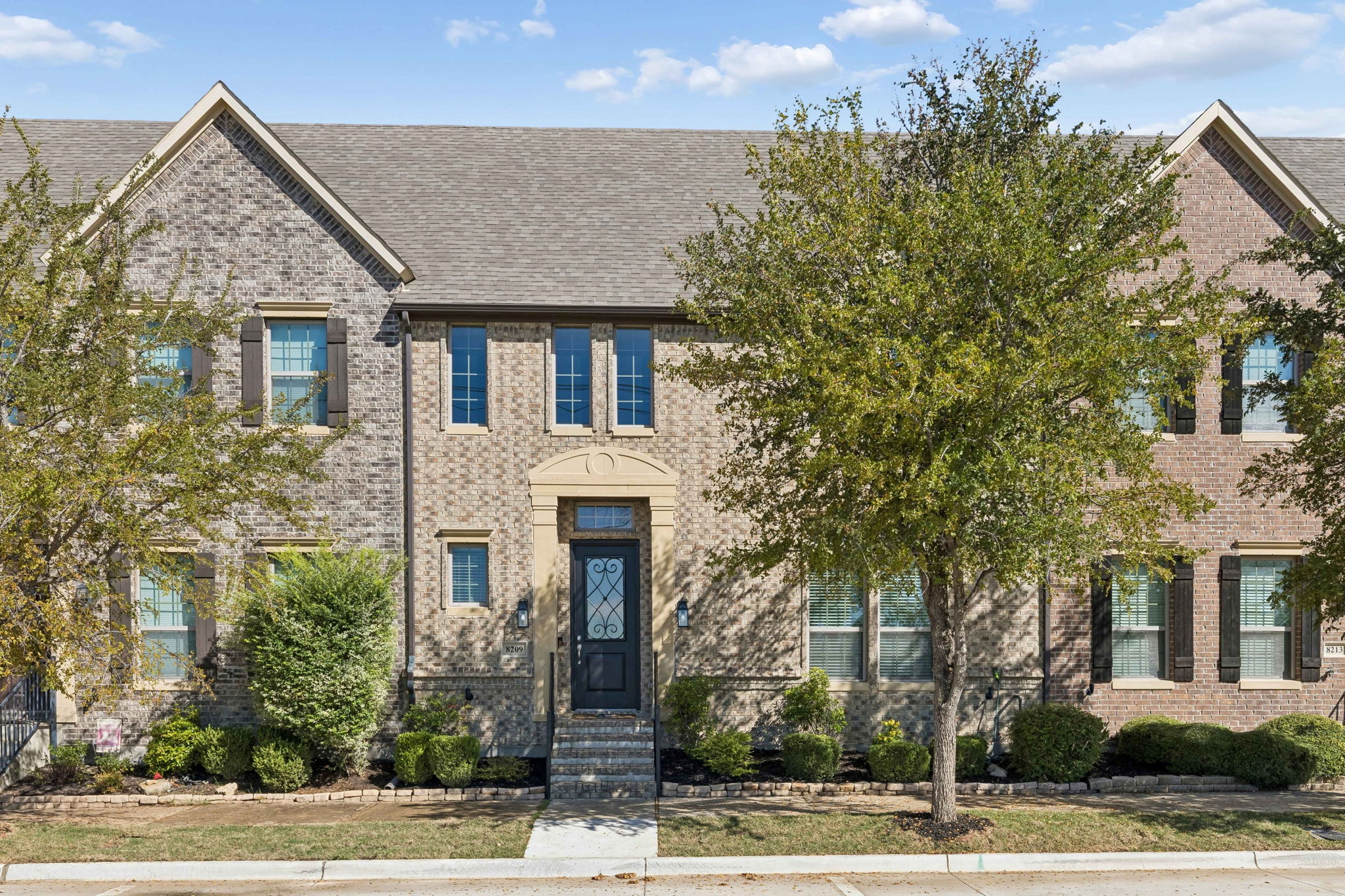 8209Main_003
