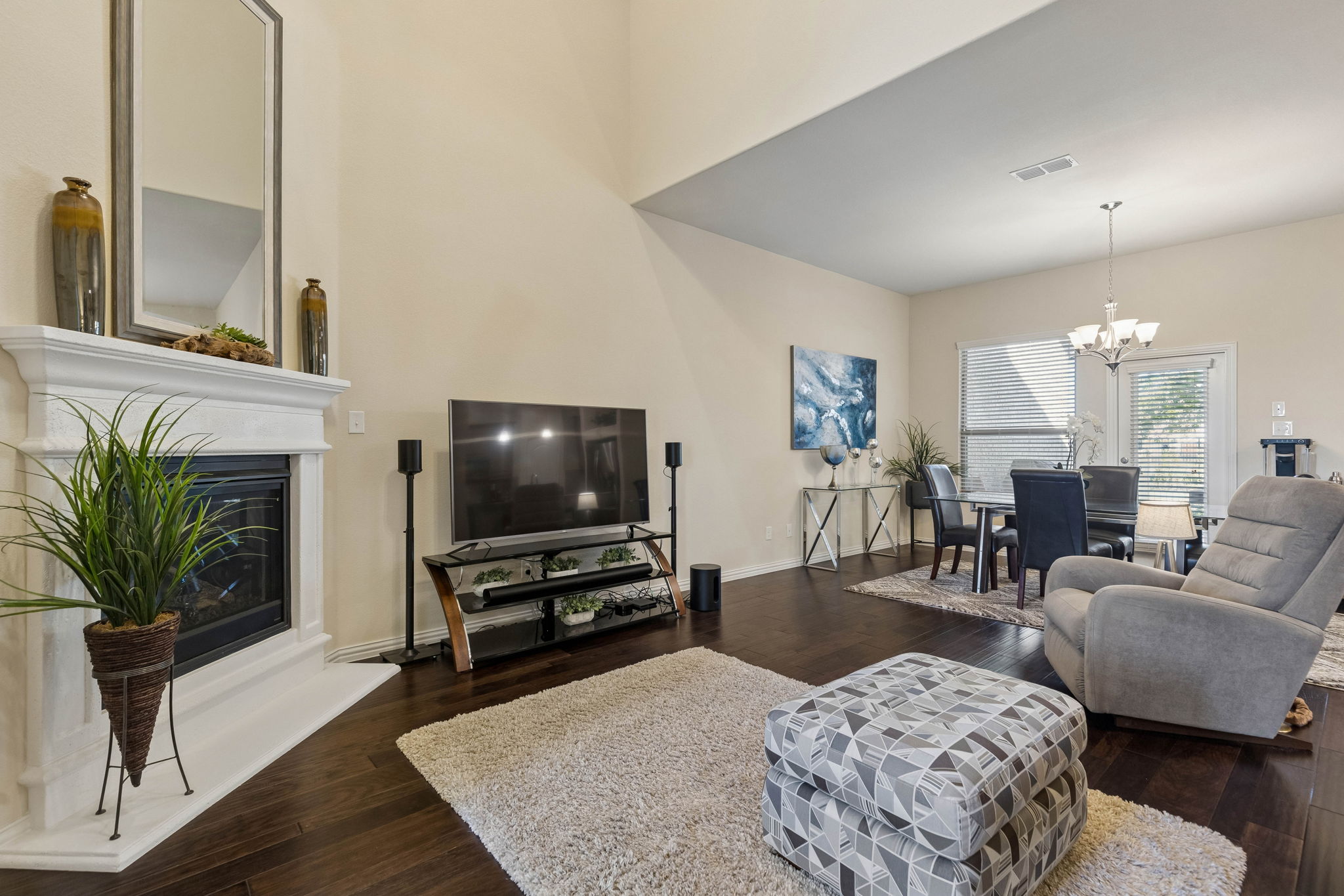 8209Main_007
