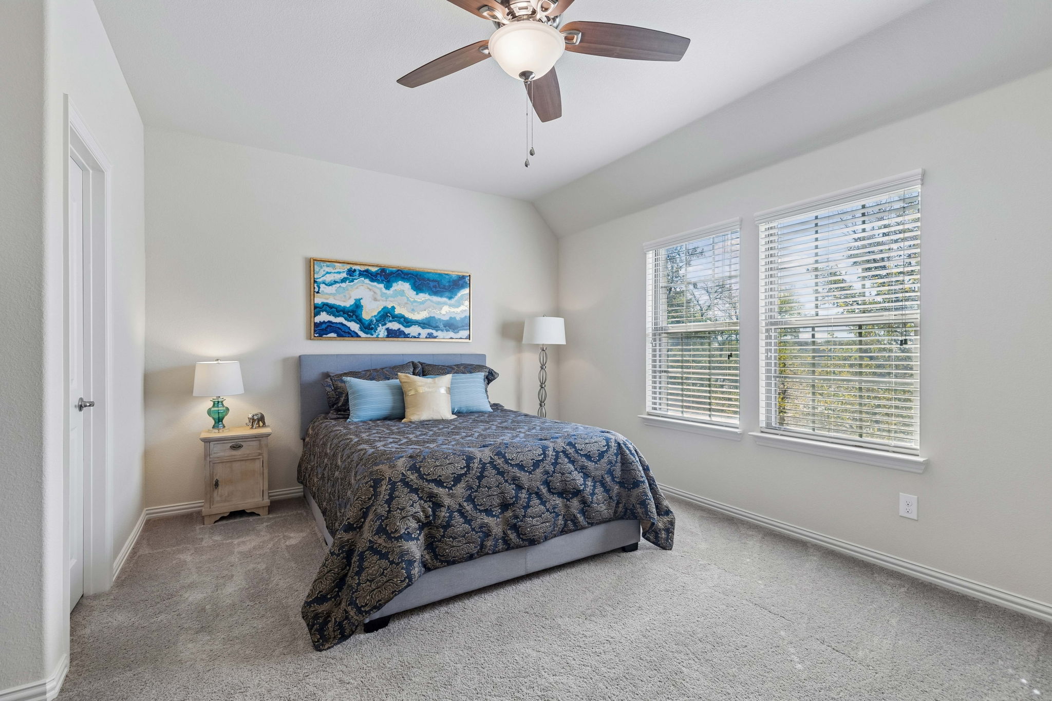 8209Main_027