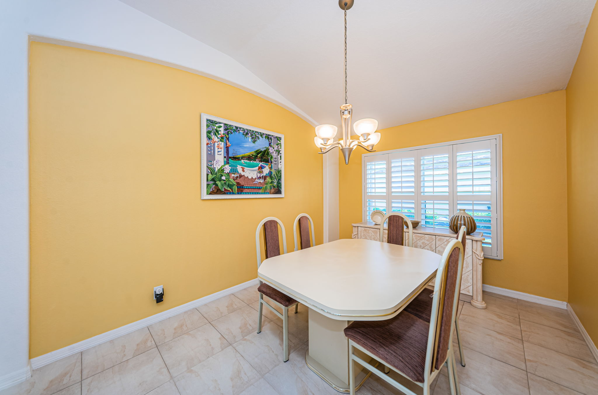 Dining Room2