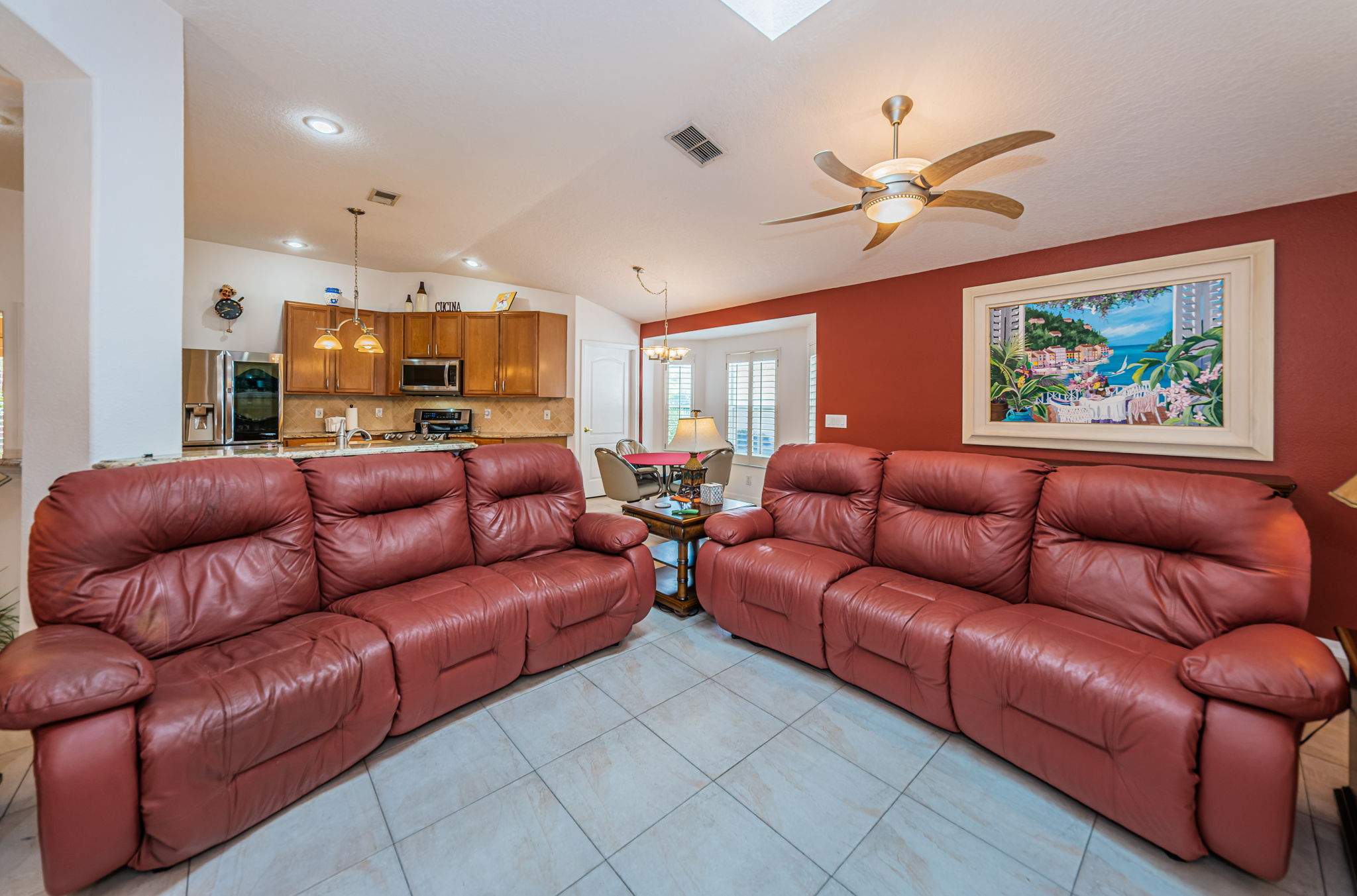Family Room4