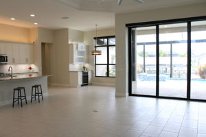 Kitchen/ Living Room