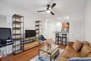 Ralph McGill Blvd NE 2113-008.jpg