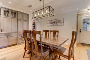 Kitchen/Eating Area