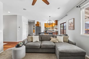SE 11th St-S1607-014.jpg