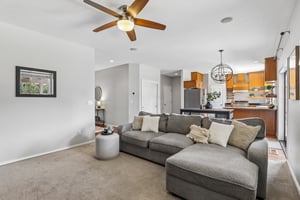 SE 11th St-S1607-016.jpg