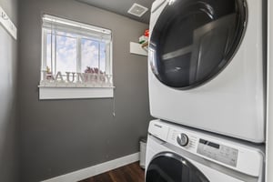 SE 11th St-S1607-048.jpg