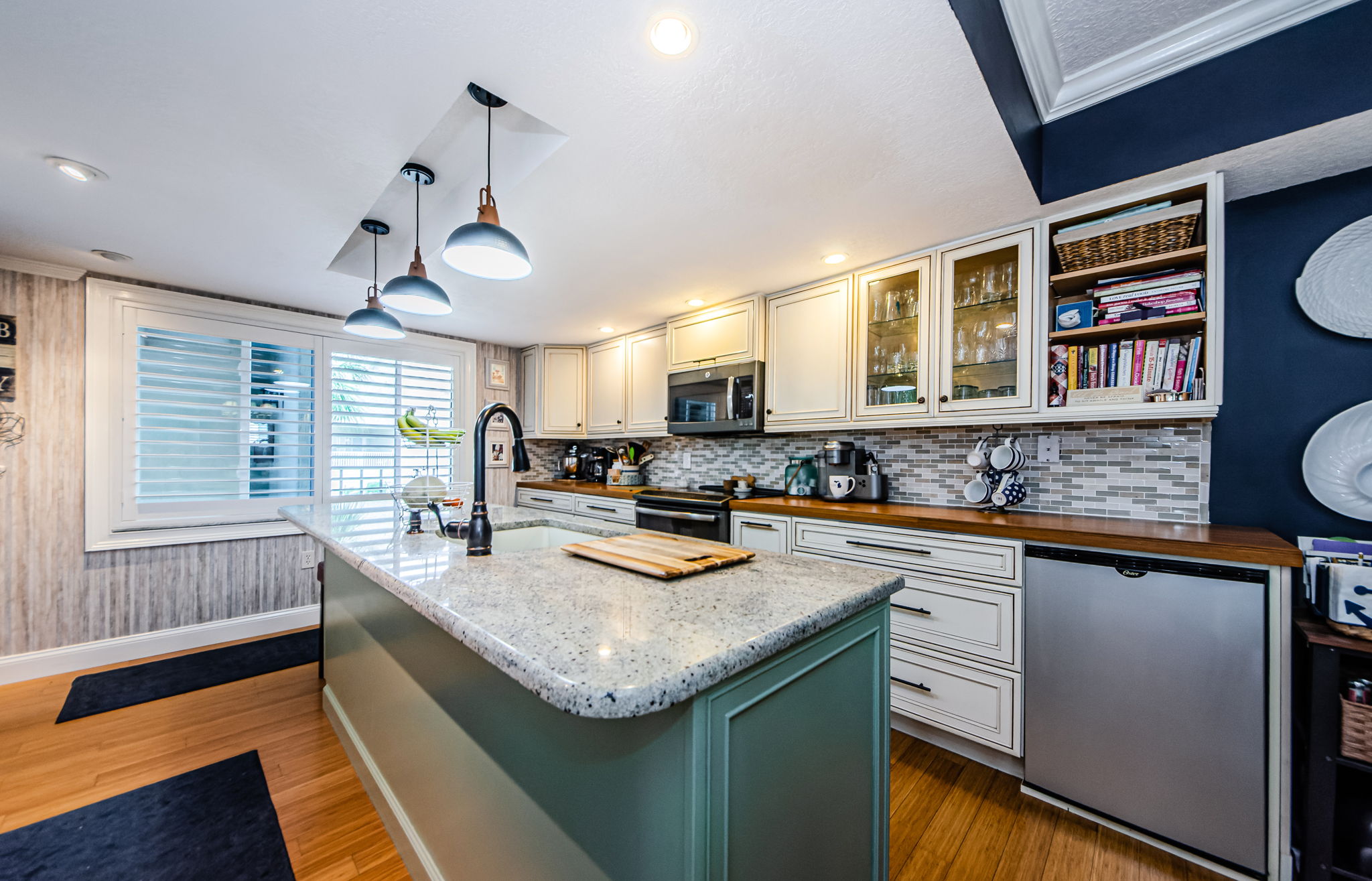 Kitchen 1